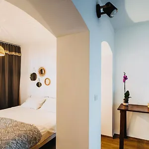 https://casa-mado-abbrescia.barihotels.org